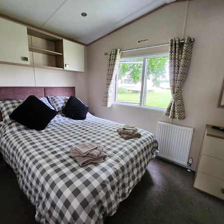 D & A Short Breaks - St Margarets Bay, Dover Hotel Saint Margaretʼs at Cliffe Екстериор снимка
