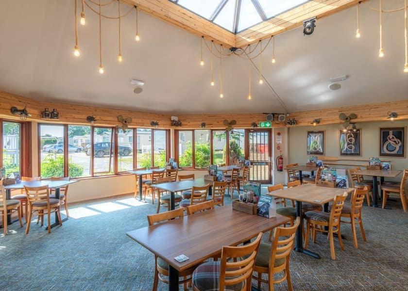 D & A Short Breaks - St Margarets Bay, Dover Hotel Saint Margaretʼs at Cliffe Екстериор снимка